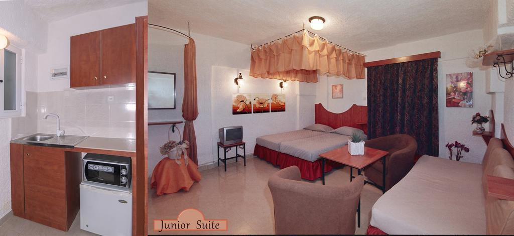 Siagas Beach Hotel Agii Theodori Zimmer foto