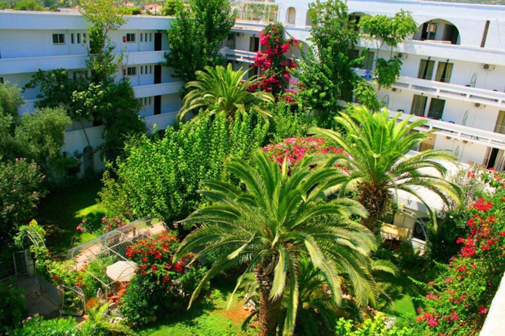 Siagas Beach Hotel Agii Theodori Exterior foto